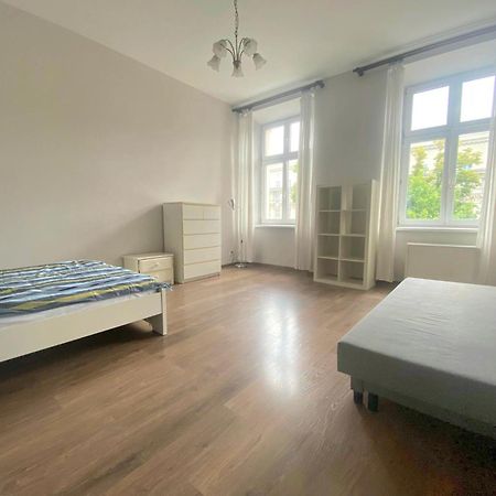 Comfortable Apartment In Centrum Краков Экстерьер фото
