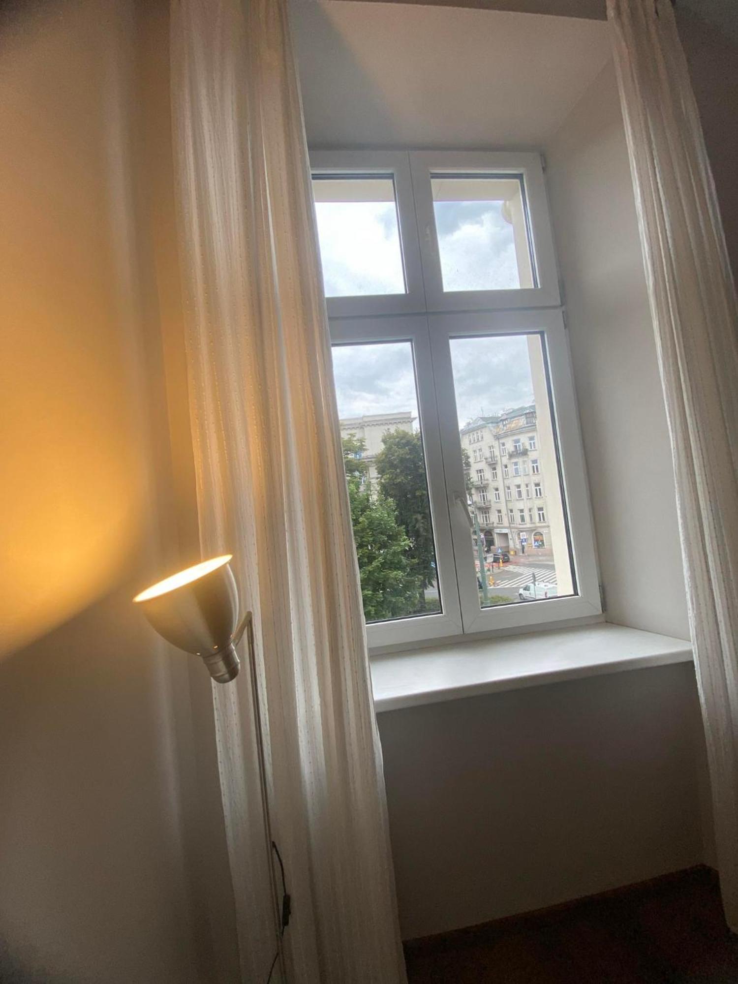 Comfortable Apartment In Centrum Краков Экстерьер фото